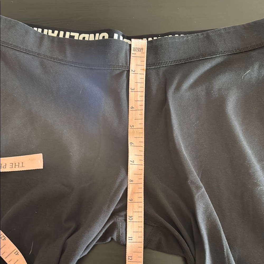 Under Armour Black Capri Leggings - Picture 7 of 9